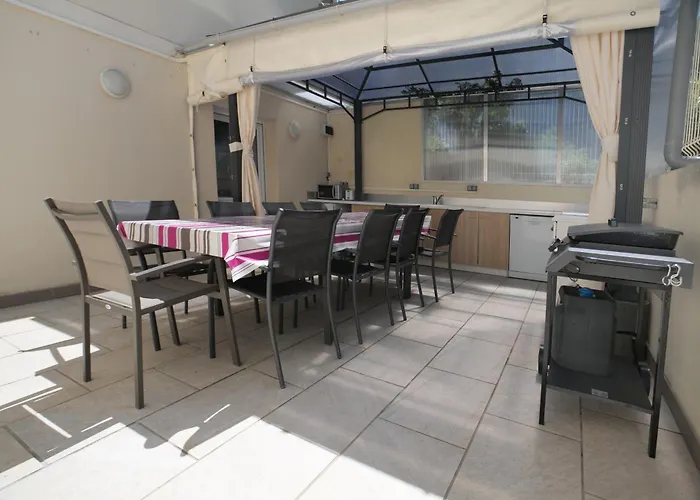 Maison Avec Piscine 10 Couchages