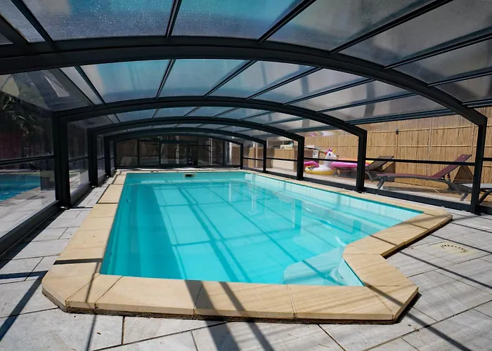 別荘 Maison Avec Piscine 10 Couchages ポミシェ